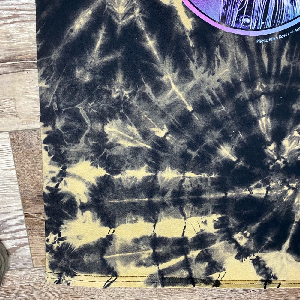 Jimi Hendrix Reverse Dye Tee - Picture 4 of 9